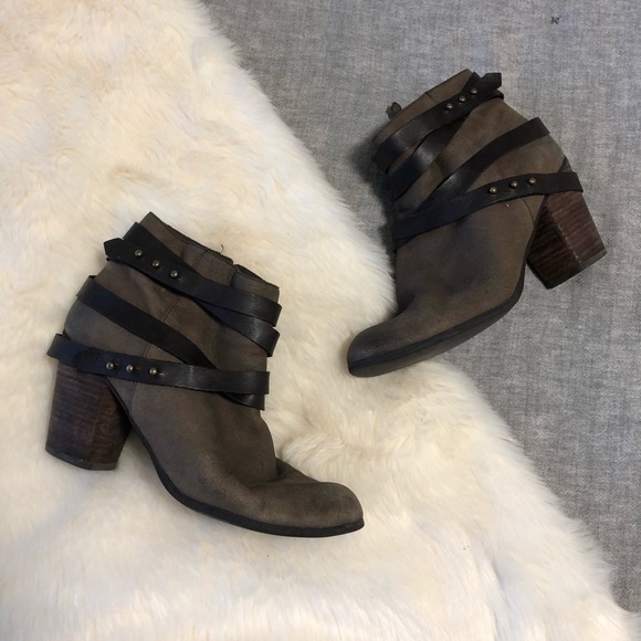 BP Train trolley leather distressed taupe boots 10 - Picture 1 of 7